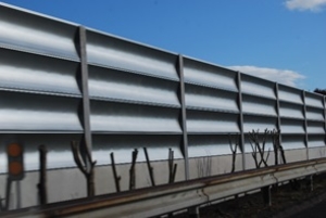 金属製遮音板Ｒモード